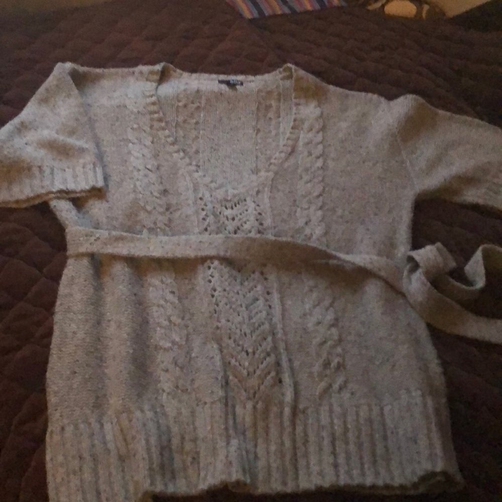 Women’s plus size (1x), heather grey sweater